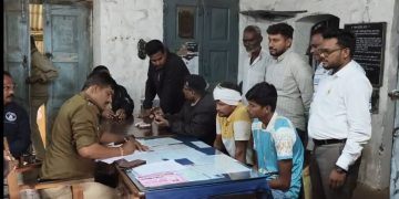 मृतदेह बाहेर काढून शवविच्छेदन करण्याची प्रक्रिया सुरू; संचालक प्रशांत राठी यांच्यावर सदोष मनुष्यवधाचा गुन्हा दाखल करण्याची मागणी